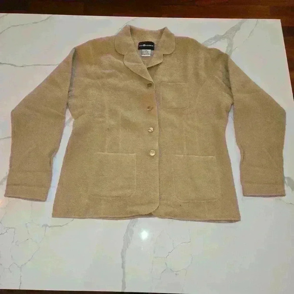 Sag Harbor Womens 100% Wool Button Down Cardigan Jacket Tan Size Medium - Picture 3 of 12